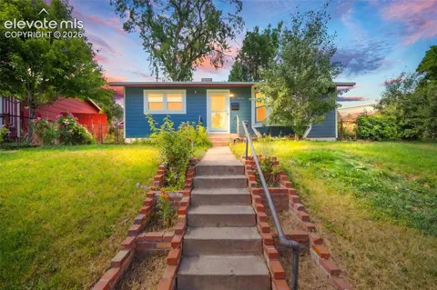 2515 E San Miguel Street