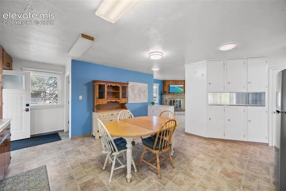 2515 E San Miguel Street Colorado Springs, CO 80909