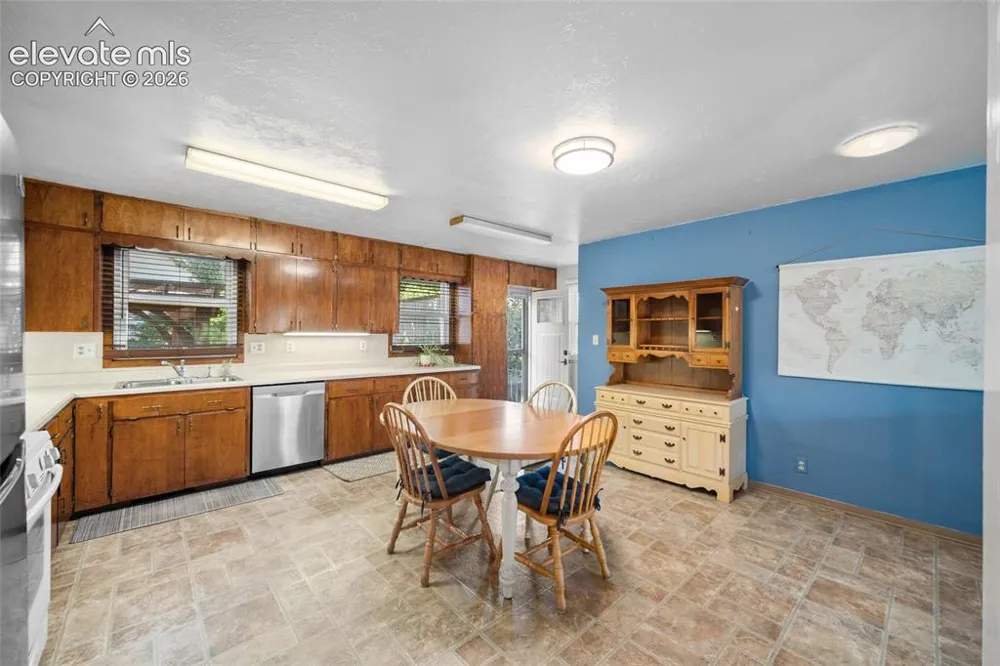 2515 E San Miguel Street Colorado Springs, CO 80909
