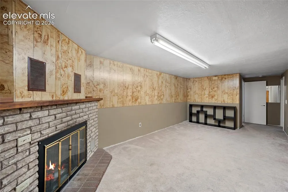 2515 E San Miguel Street Colorado Springs, CO 80909