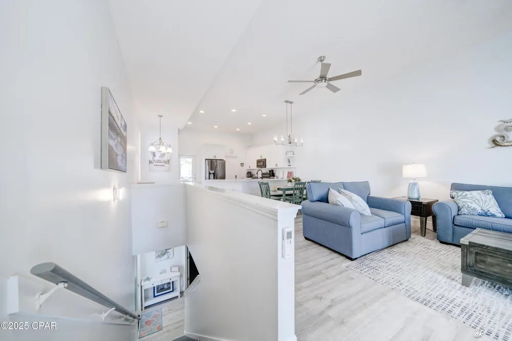 6724 Thomas Drive Panama City Beach, FL 32408