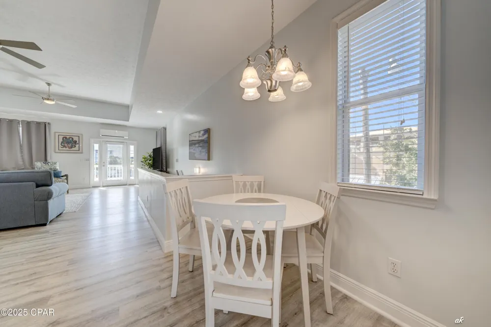 6724 Thomas Drive Panama City Beach, FL 32408