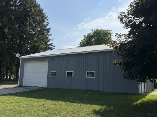 6301 S Stiles Road Riverton Township, MI 49449
