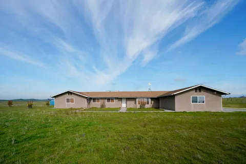 35099 Heiskell Drive