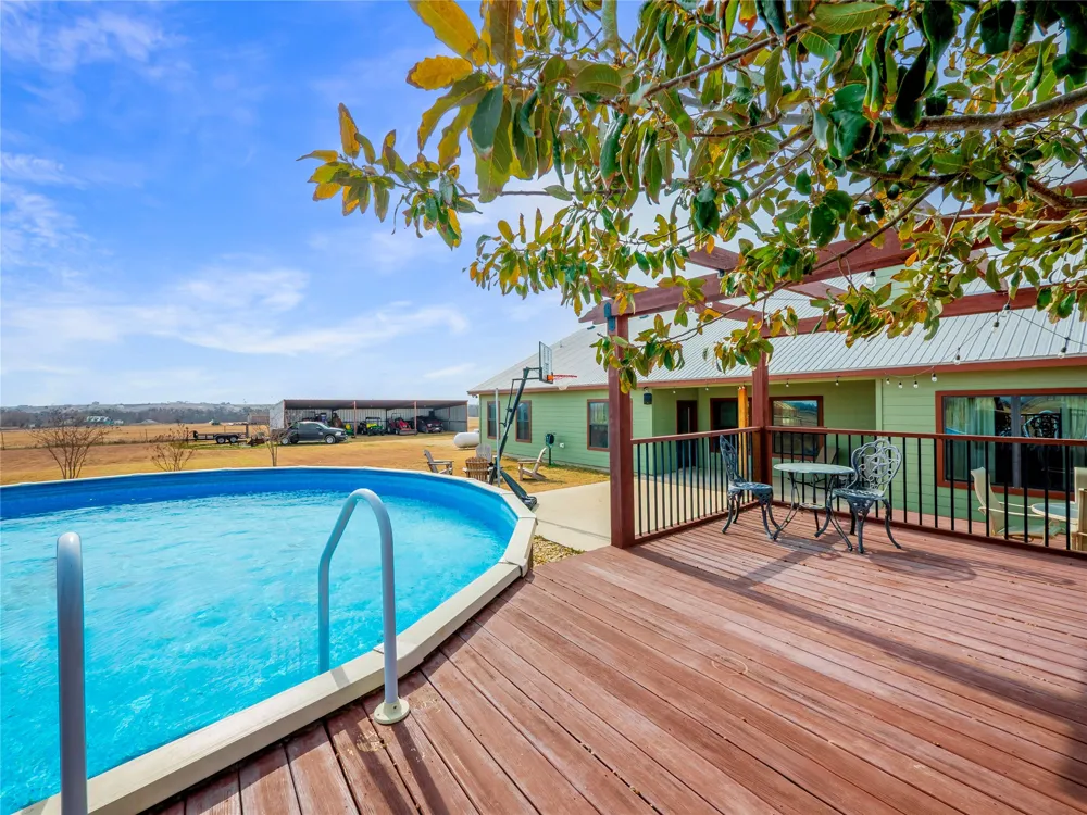 877 County Road 455 Coupland, TX 78615