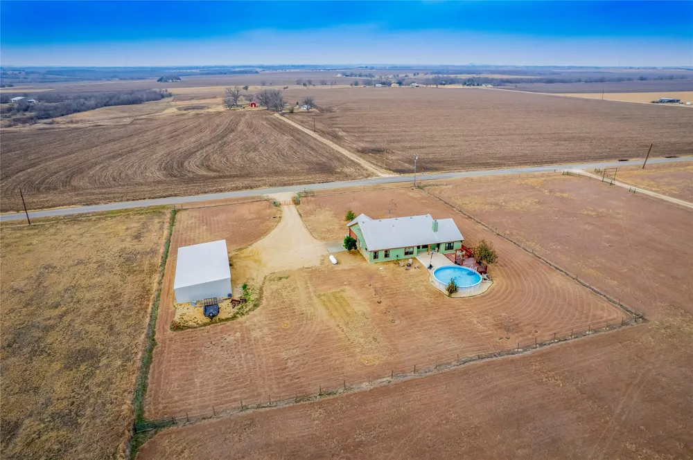 877 County Road 455 Coupland, TX 78615