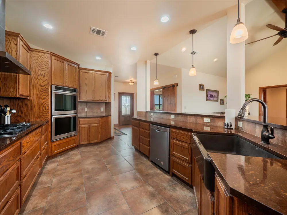 877 County Road 455 Coupland, TX 78615