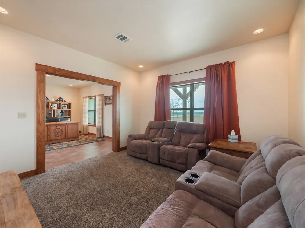 877 County Road 455 Coupland, TX 78615