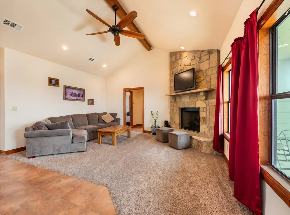 877 County Road 455 Coupland, TX 78615