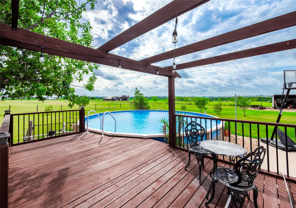 877 County Road 455 Coupland, TX 78615