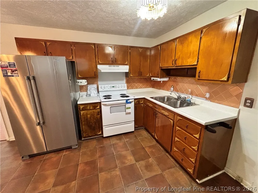 3241 Vardaman Avenue Hope Mills, NC 28348