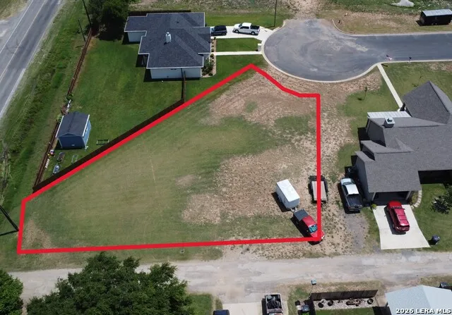 502 34th Street Hondo, TX 78861