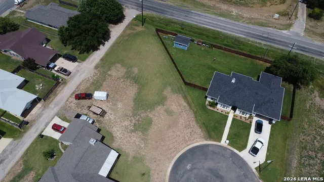 502 34th Street Hondo, TX 78861