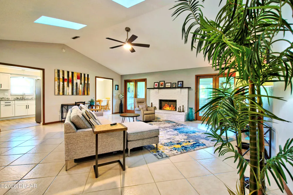 32 Kingsley Circle Ormond Beach, FL 32174