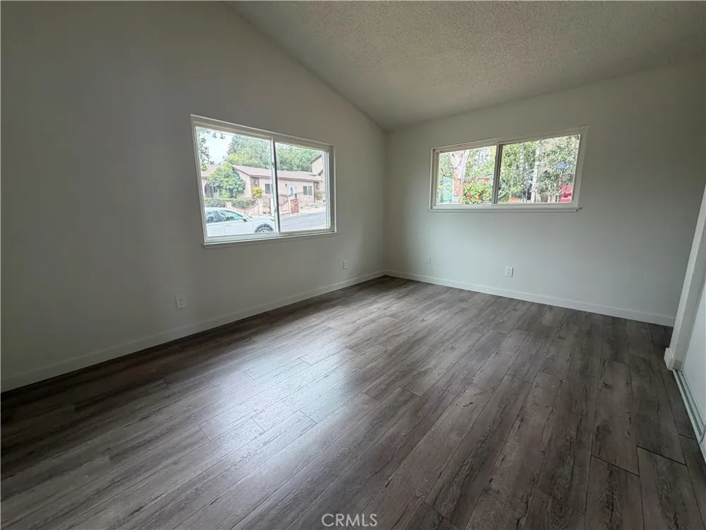 12561 Garber Street Pacoima, CA 91331
