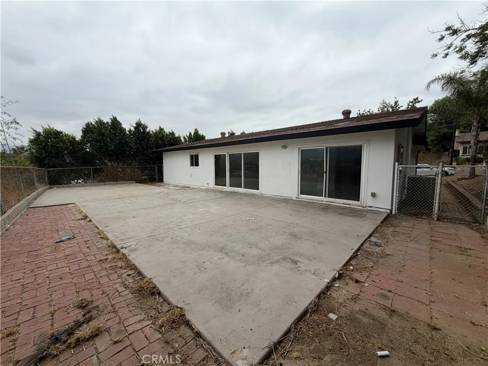 12561 Garber Street Pacoima, CA 91331