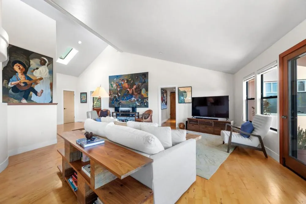 1081 Avocado Road Watsonville, CA 95076