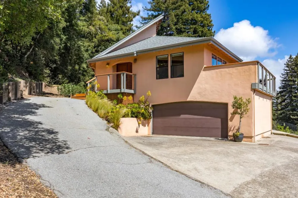 1081 Avocado Road Watsonville, CA 95076