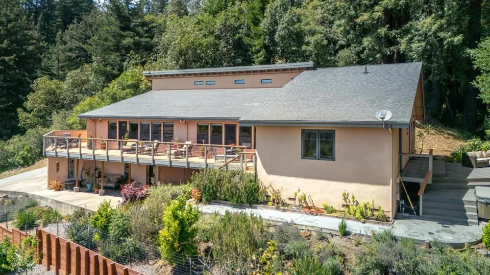 1081 Avocado Road Watsonville, CA 95076