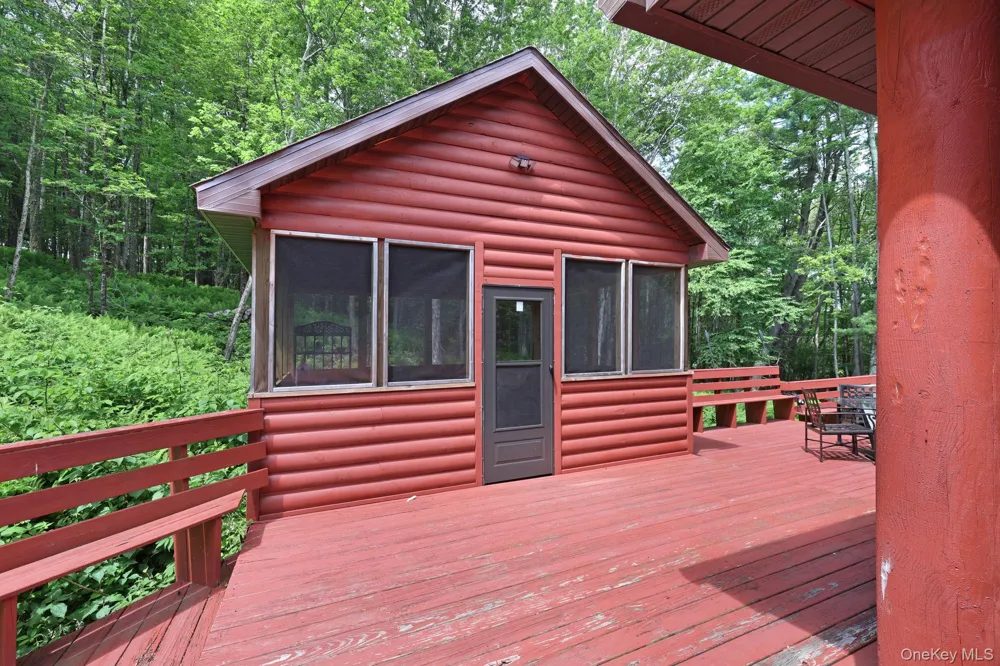 993 Hurd Road Swan Lake, NY 12783