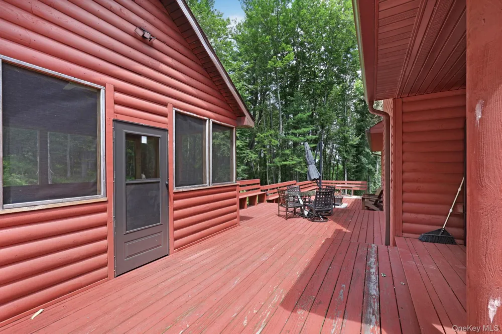 993 Hurd Road Swan Lake, NY 12783
