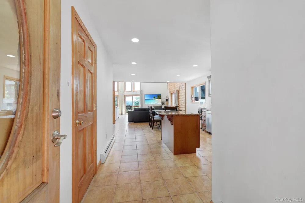 993 Hurd Road Swan Lake, NY 12783