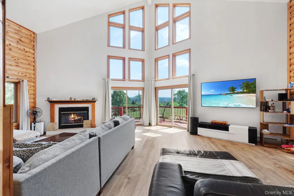 993 Hurd Road Swan Lake, NY 12783
