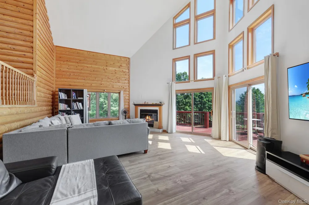 993 Hurd Road Swan Lake, NY 12783