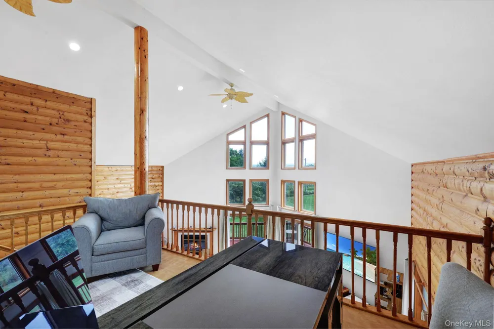 993 Hurd Road Swan Lake, NY 12783