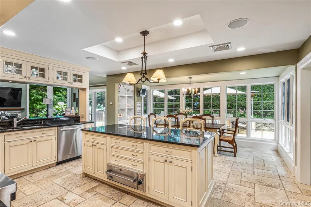 39 Cherry Lane Syosset, NY 11791