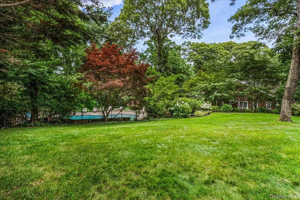 39 Cherry Lane Syosset, NY 11791