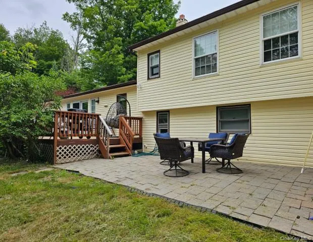 25 Stangel Drive Woodbourne, NY 12788