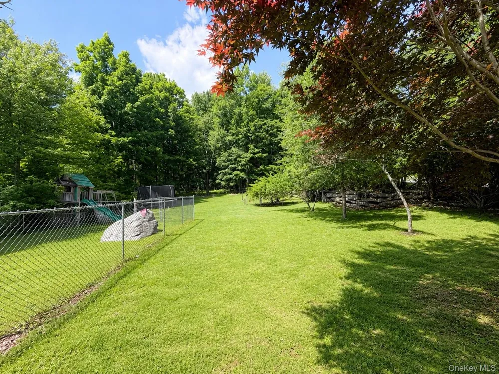 25 Stangel Drive Woodbourne, NY 12788