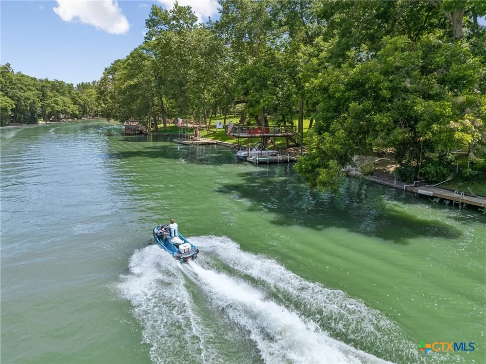 628 Cypress Ridge McQueeney, TX 78123