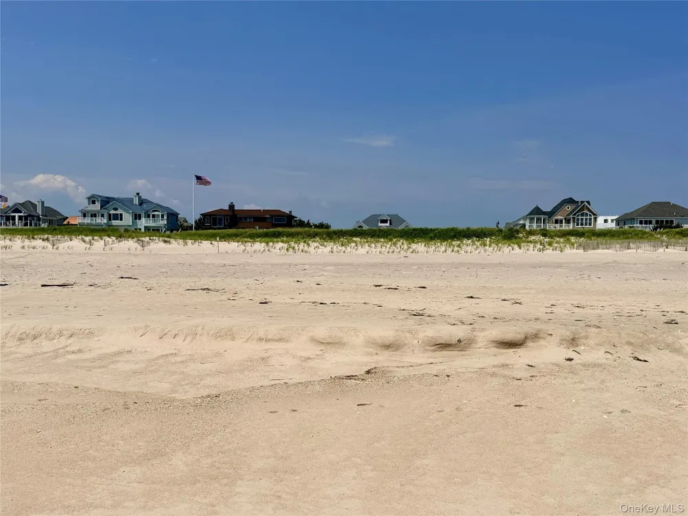699 Dune Road Westhampton Dunes, NY 11978