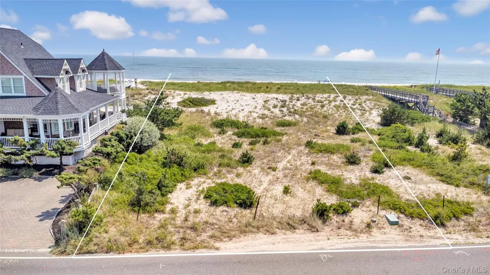 699 Dune Road Westhampton Dunes, NY 11978
