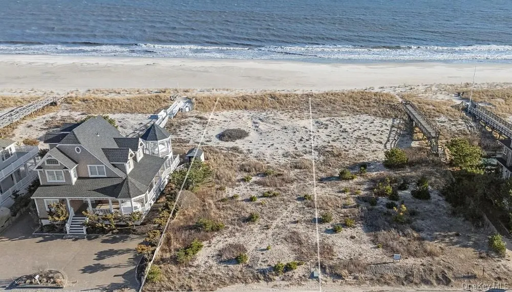 699 Dune Road Westhampton Dunes, NY 11978