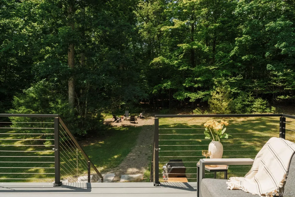 130 Cedar Drive Kerhonkson, NY 12446