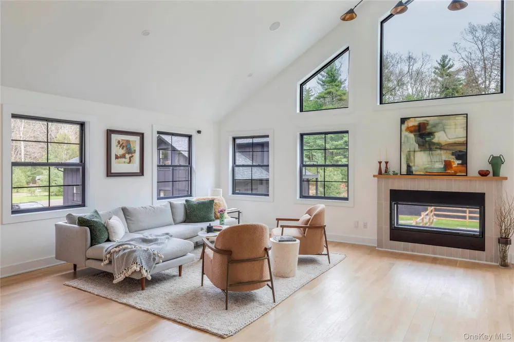 130 Cedar Drive Kerhonkson, NY 12446