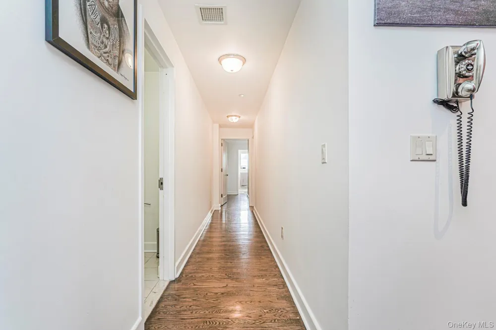 90 Bay Street Landing #8D Staten Island, NY 10301