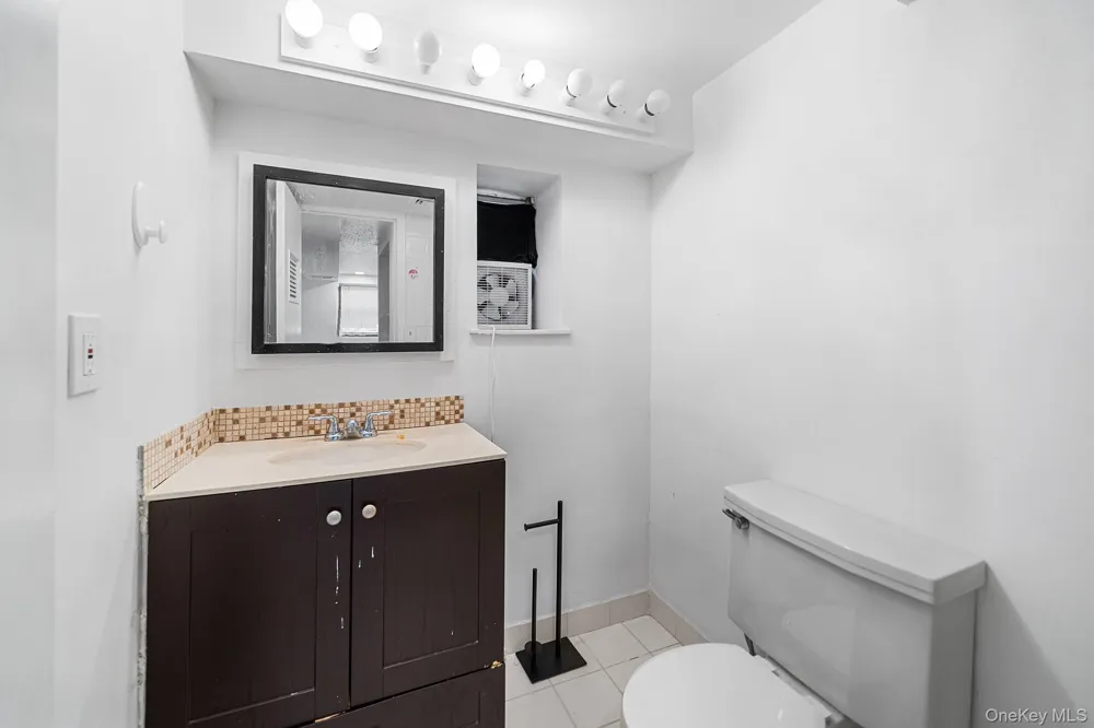 4 Sibley Place Huntington Station, NY 11746