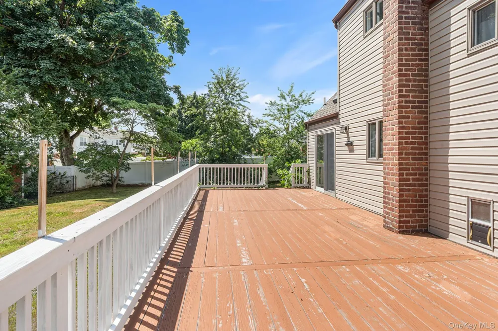 4 Sibley Place Huntington Station, NY 11746