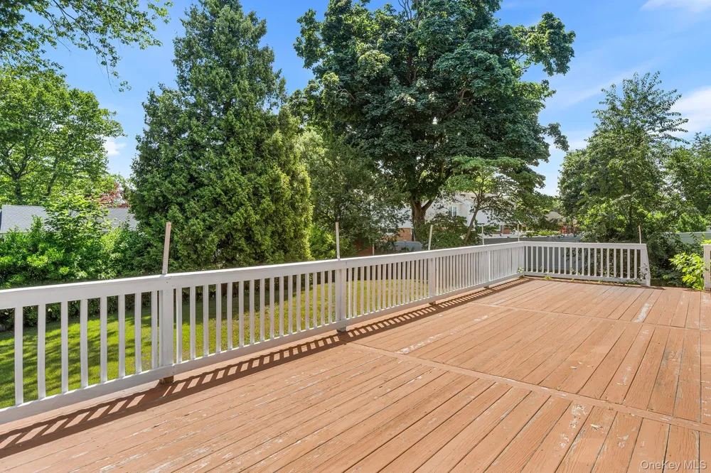 4 Sibley Place Huntington Station, NY 11746