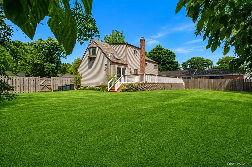 4 Sibley Place Huntington Station, NY 11746