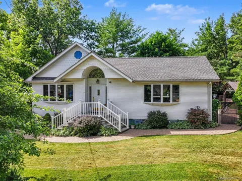 42 Highview Avenue