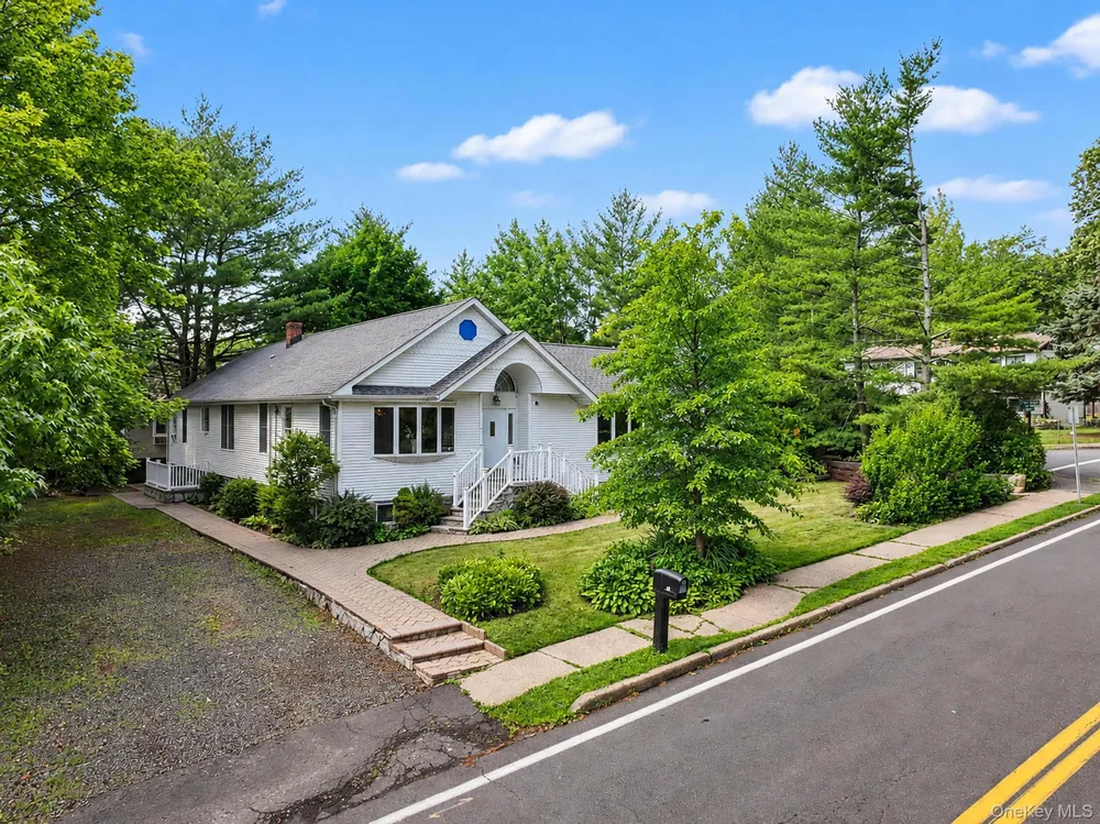 42 Highview Avenue Orangeburg, NY 10962
