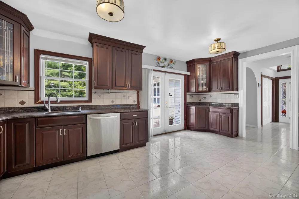 42 Highview Avenue Orangeburg, NY 10962
