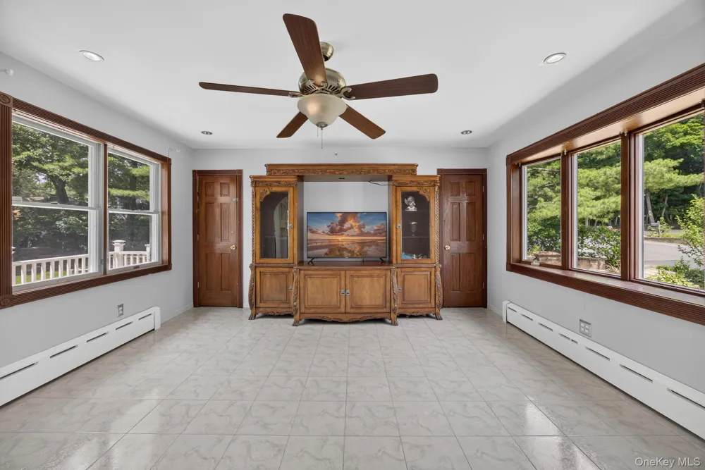 42 Highview Avenue Orangeburg, NY 10962