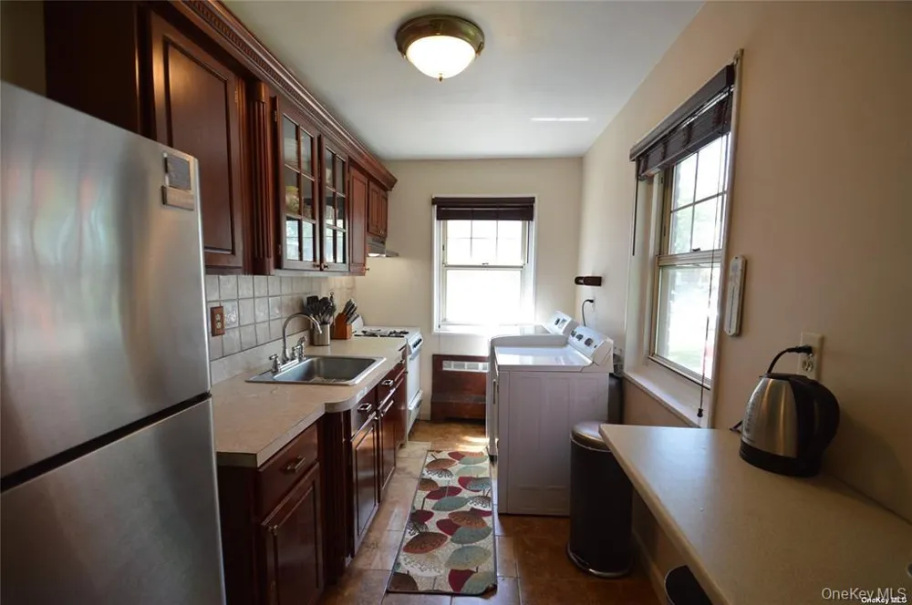251-34 61st Avenue #1 Little Neck, NY 11362