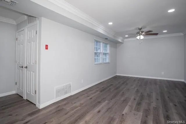465 Lake Pointe Court #465 Middle Island, NY 11953